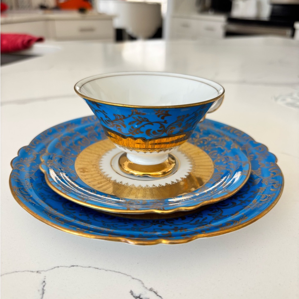 Von Henneberg Elegant Blue and Gold Tea Trio